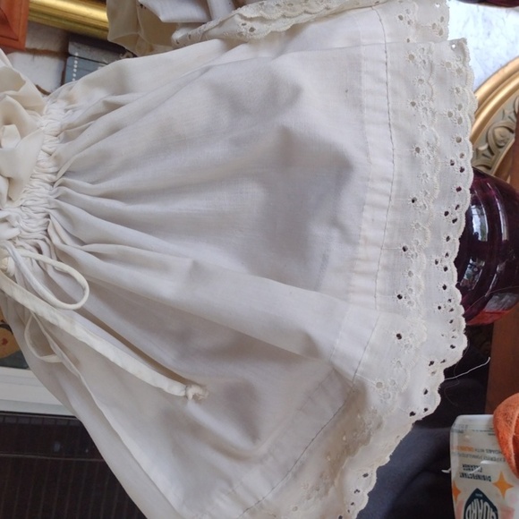 Elegant Purple and White Table Lamps - Picture 4 of 5